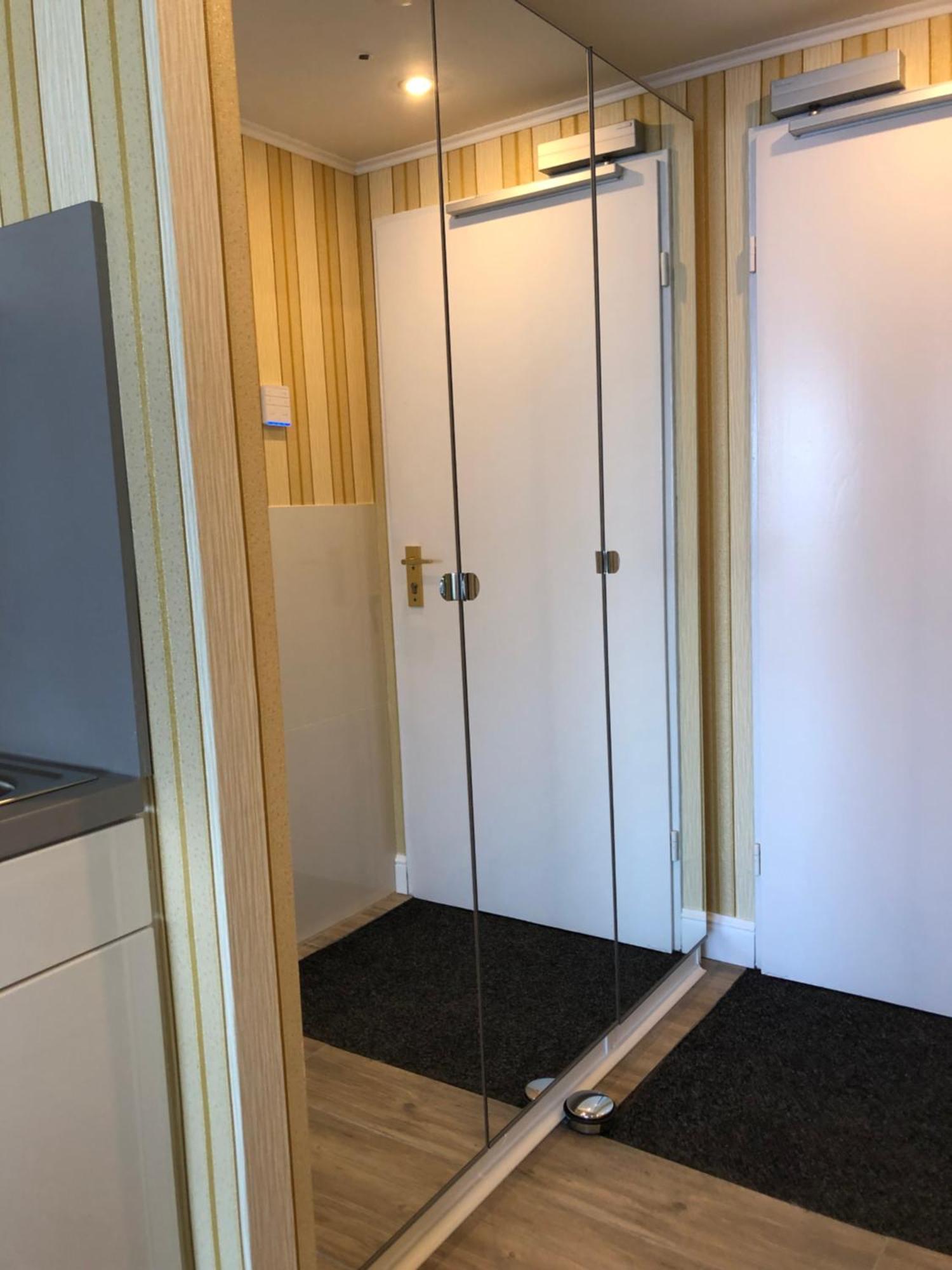 Tiffanys Ferienapartments In Der Privatresidenz Des Plaza Premium Hotel Тимендорфер Странд Екстериор снимка