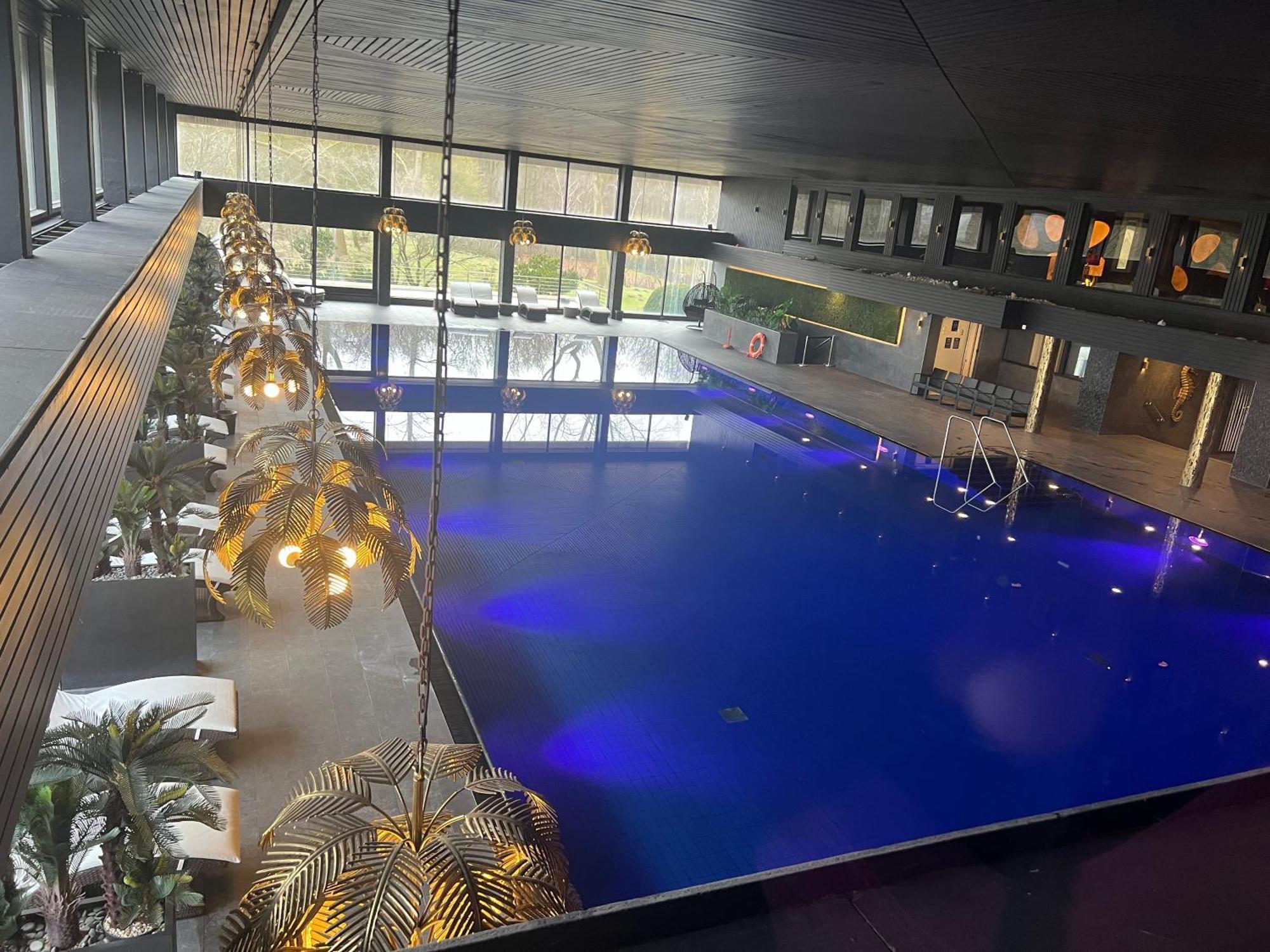 Tiffanys Ferienapartments In Der Privatresidenz Des Plaza Premium Hotel Тимендорфер Странд Екстериор снимка